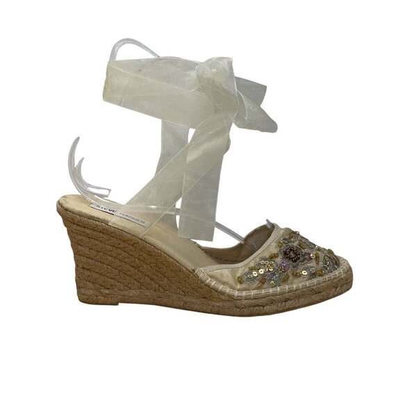 Steve Madden Women’s Beige Fabric Beaded Ribbon P-Boca Wedge Sandals Sz 8.5M - Picture 2 of 9